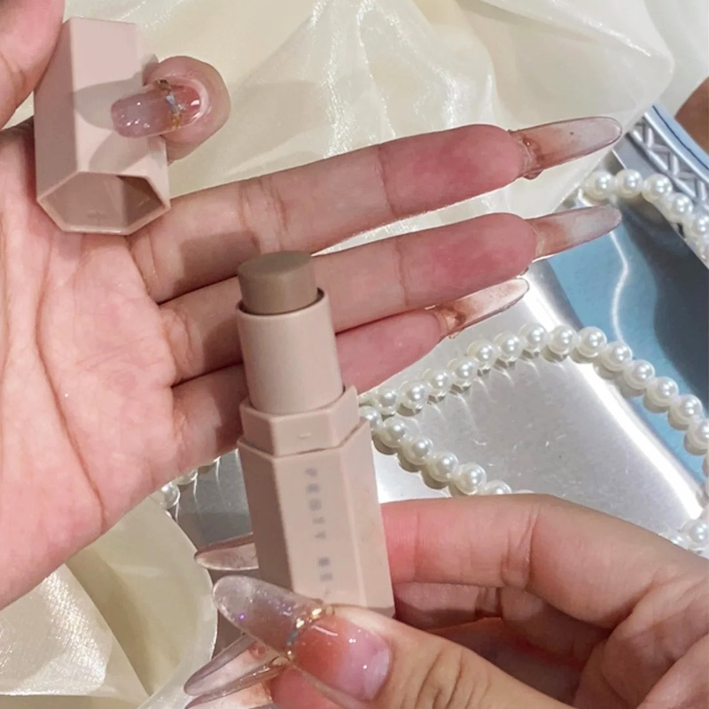 Barra de Contorno Fenty Beauty - Fenty Beauty Makeup Highlighter reseña y precio