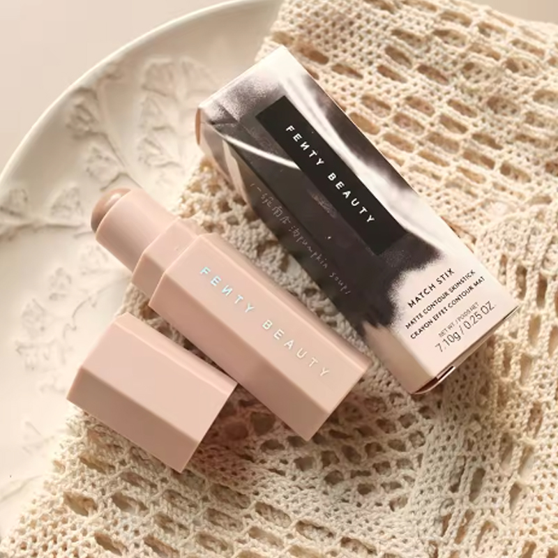 Barra de Contorno Multicolor F - Fenty Beauty Makeup Highlighter reseña y precio